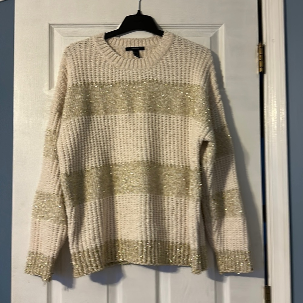 FOREVER 21 womens sweater; size medium